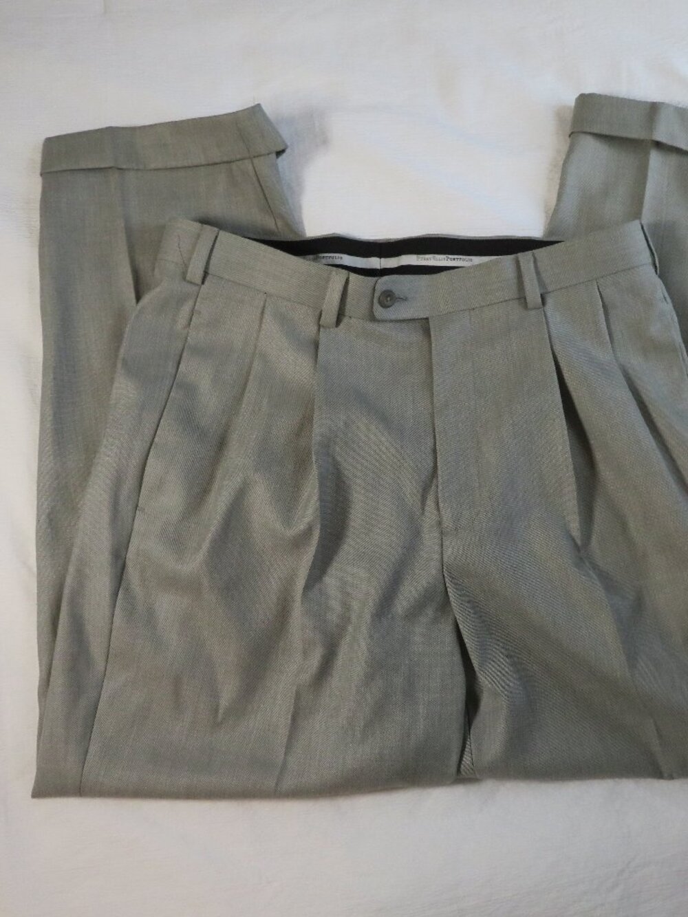 Grey Perry Ellis Portfolio 34x29 Pleated Slacks Gray Pants
